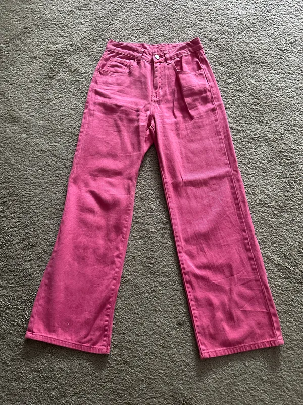 SheIn pink straight leg jeans - Image 2