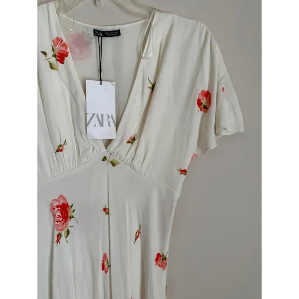 NWT Zara Midi Dress Womens S White Red Rose Floral V-Neck Flutter Sleeve Flowy - Image 4