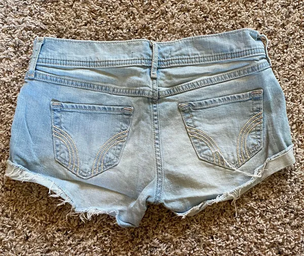 Hollister Jean Shorts - Image 2