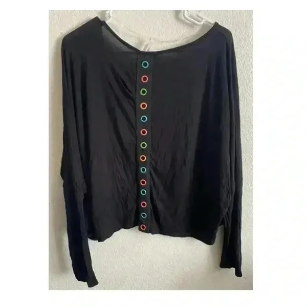💥Cozy Casual Boho Vibes Azteca Print Black Plus-size Crop top 3X - Image 3