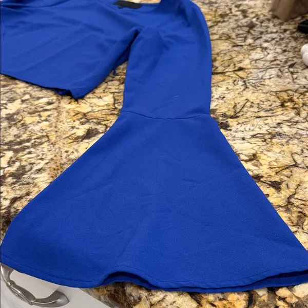 Kendall & Kylie Royal Blue Crop Top - Image 5