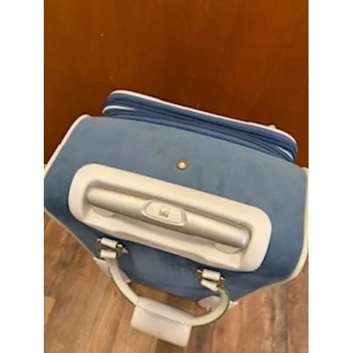 Diane von Furstenberg Rolling Suitcase Blue White Trim Carry On Luggage 19 Inch - Image 13