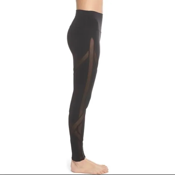 ALO High Rise Black With Mesh Detail Leggings S - Image 3