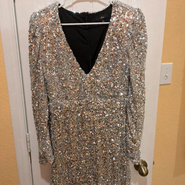 Lulu's Silver Sequin Bodycon Mini Dress L - Image 5
