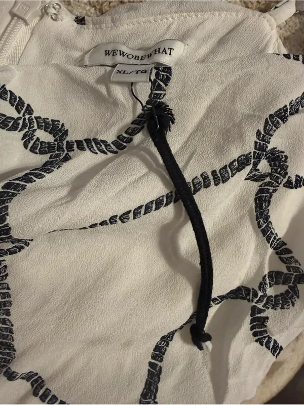 NWOT WeWoreWhat Ronnie White Mini Dress with Black Rope Print - Image 5