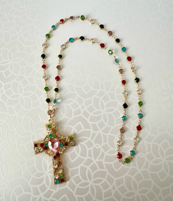Cross Necklace Gold - Image 2