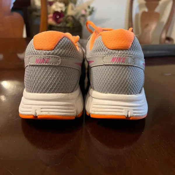 Nike Revolution 2 Athletic Running Shoes Size 9.5 - Image 5