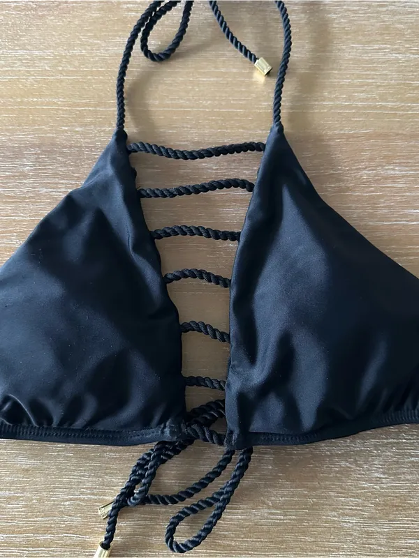 NWT Abercrombie & Fitch Black Swimsuit Top - Image 2