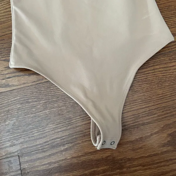 Abercrombie & Fitch Sculpt Matte Seamless Bodysuit Size XS Soft A&F Collection - Image 6