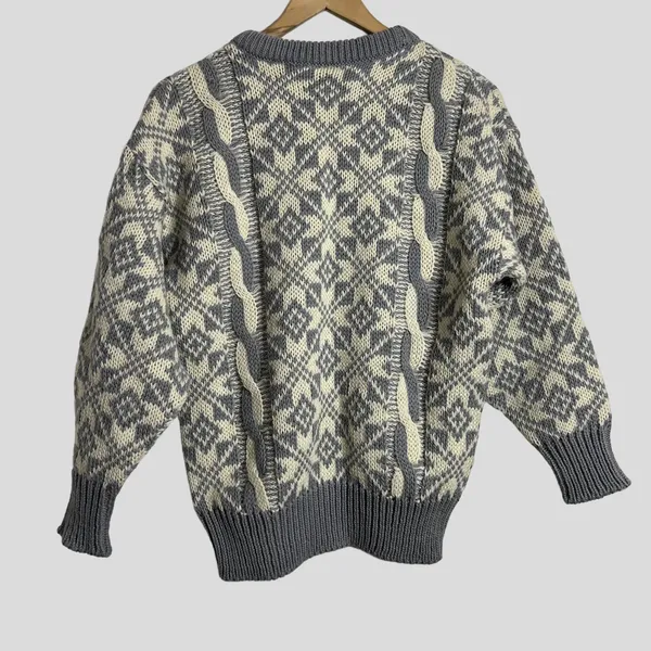 Vintage Eskimo Knitwear Women’s Gray White Wool Winter Pullover Sweater Size M - Image 6