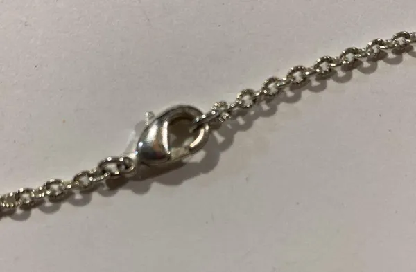 Avon Silver cluster of hearts Heart Pendant charm Necklace choker length - Image 4