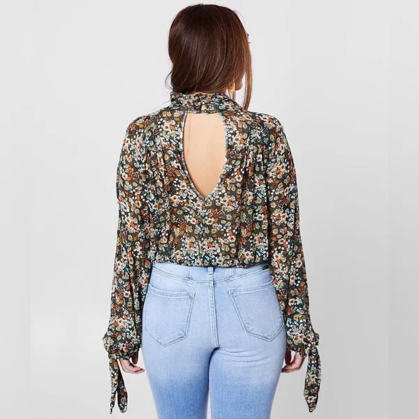 Free People All Dolled Up Mesh Floral Sheer Cropped Front Insert Lining Blouse M - Image 2