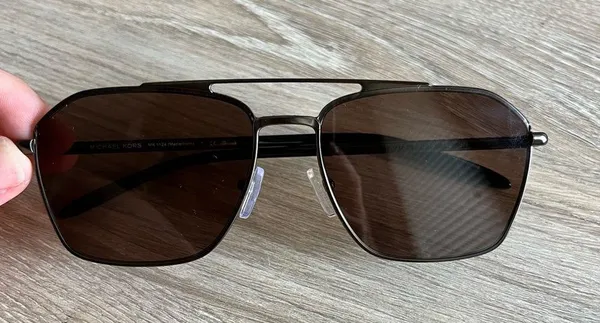 NWT Michael Kors Matterhorn Sunglasses - Image 3