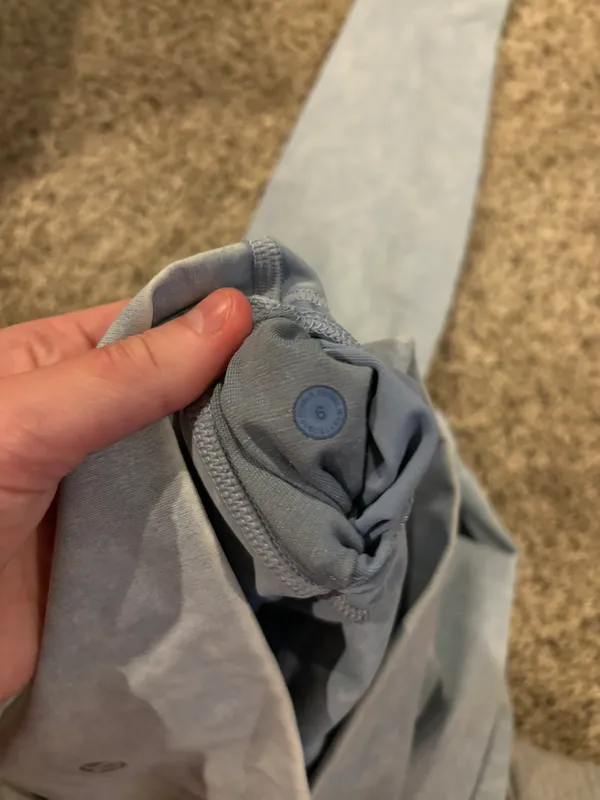 Lululemon light blue align leggings - Image 3