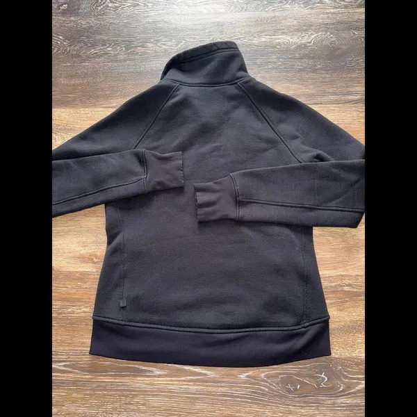 Lululemon Kick The Cold Jacket Black Size 4 - Image 3