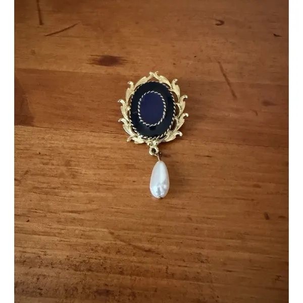 Vintage Victorian Revival Faux Onyx Pearl Drop Brooch Gold Tone Filigree Pin - Image 2