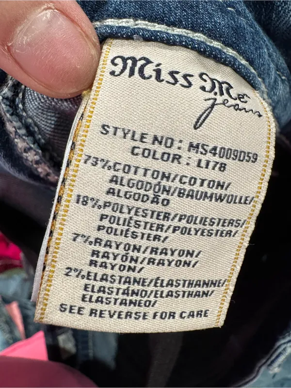Miss Me Jean Shorts - Image 4