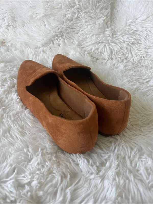 DREAM PAIRS Comfortable Pointed Toe Slip-On Loafers size 8 @ - Image 4