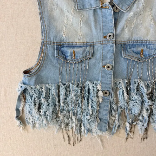 Spoon Jeans Denim Vest Women XL Blue Distressed Rhinestone Fringe Western Crop - Image 10