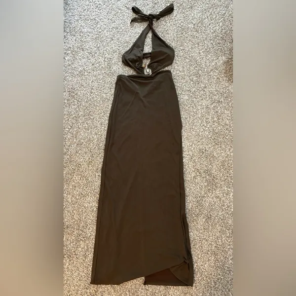 White Fox Haven't Met You Maxi Dress Chocolate - Image 5