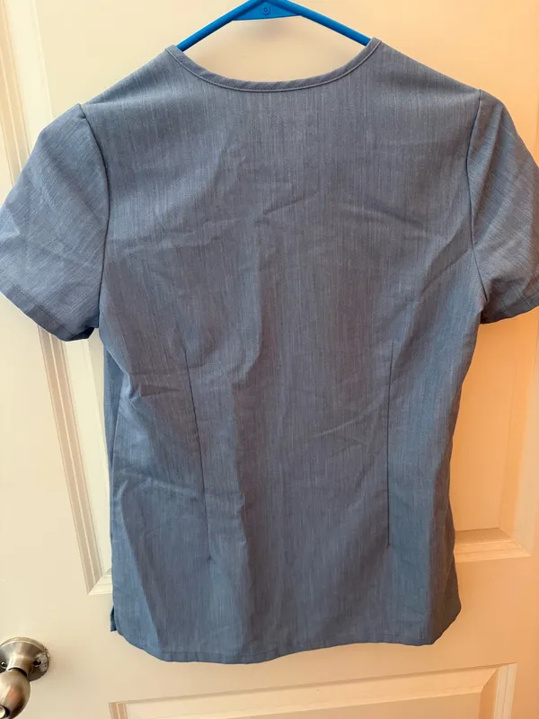 FIGS Catarina Scrub Top Heather One-Pocket Indigo - Image 4