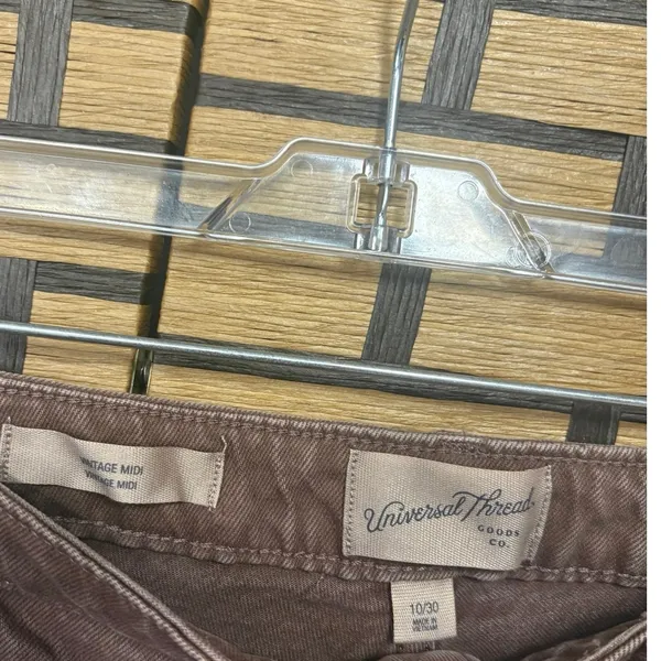 Universal Thread Brown‎ Midi Denim Shorts Size 10/30 - Image 4