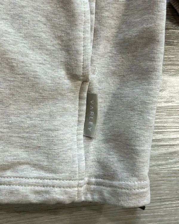 Varley pullover mock neck drawstring sweatshirt with kangaroo pocket - Image 4