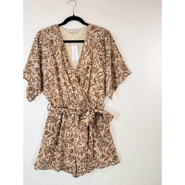 NWT Baltic Born Romper Brown Connor Taupe Floral V Neck Short Sleeve Boho Medium - Image 6