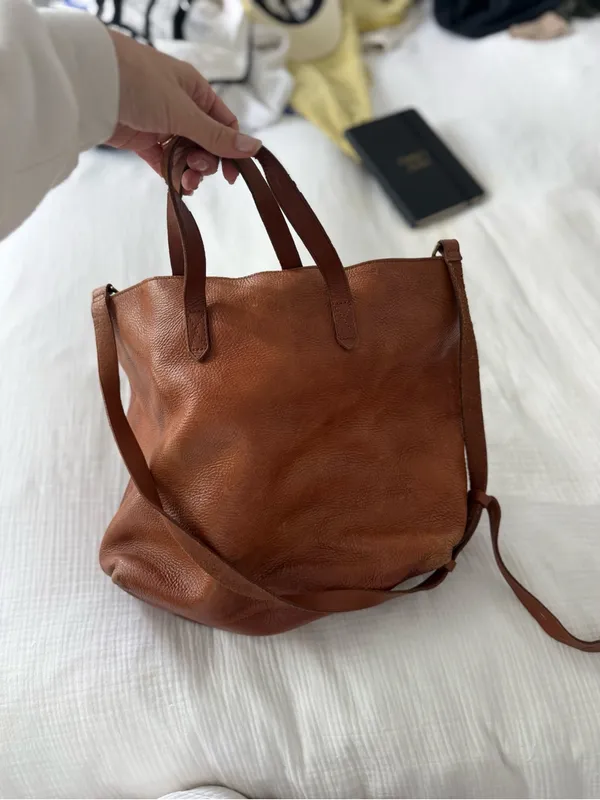 Madewell Women's Leather Tote Bag in Brown - Adjustable Shoulder Strap - Image 5