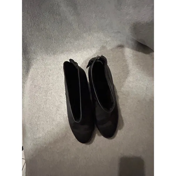 TOMS Black‎ Leather Tassel Back Zip Ankle Booties Stacked Heel Womens 9M - Image 2