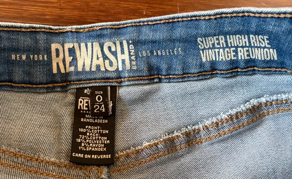 REWASH Super High Rise Vintage Reunion Jean Denim Shorts Distressed size 0 24 Sm - Image 2