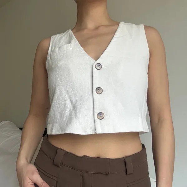 Oak and fort off white button down suit vest crop tank top small - Image 6