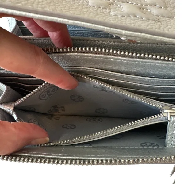 Tory Burch McGraw‎ WOC Crossbody Gray Heron Pebbled Leather Wallet - Image 13
