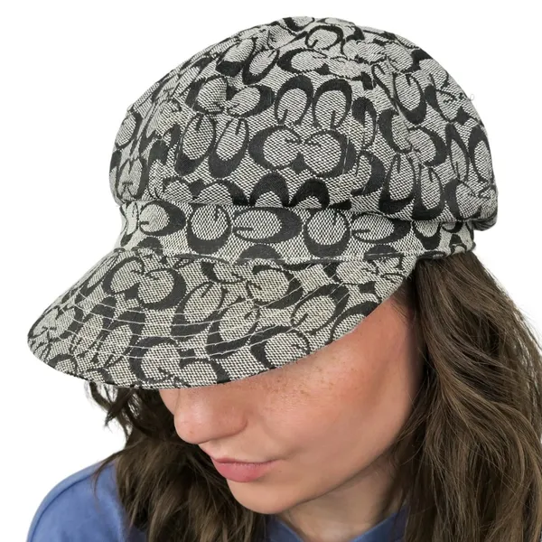 Vintage Y2K Gray & Black GG Logo Newsboy Cap - Image 2