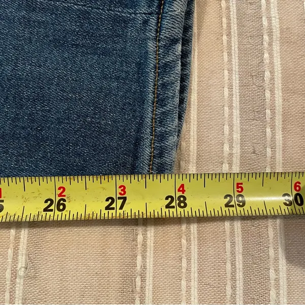 AGOLDE Sophie Mid Rise Ankle Skinny Jeans in Tame 25 - Image 10