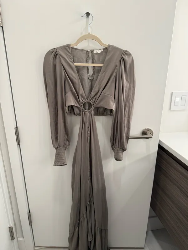 Boutique Olive Green Maxi Dress Size Small - Image 2