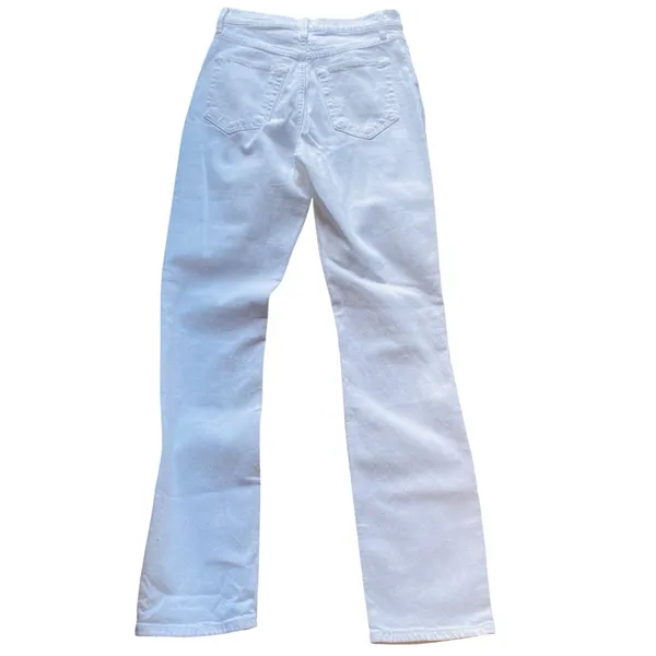 Abercrombie & Fitch High-Rise Straight Leg Jeans in White - Image 8
