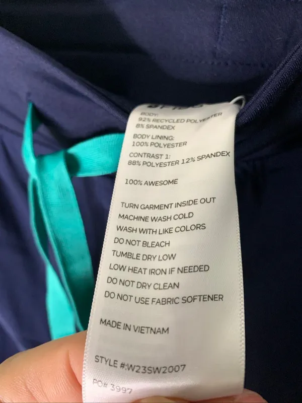 Figs Yola Freex lined scrub pants navy women's size XL NEW WITH TAGS - Image 3