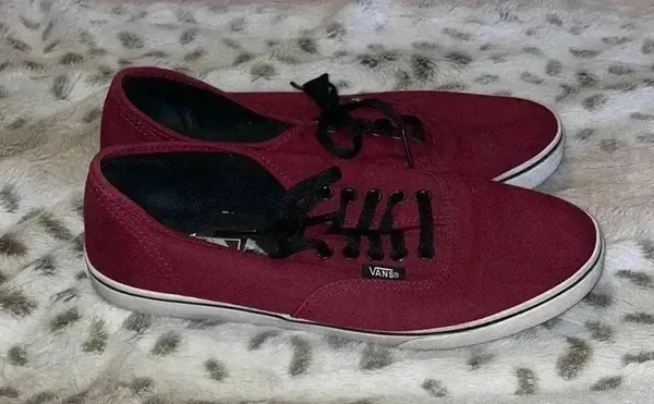 Van’s Sneakers - Image 4