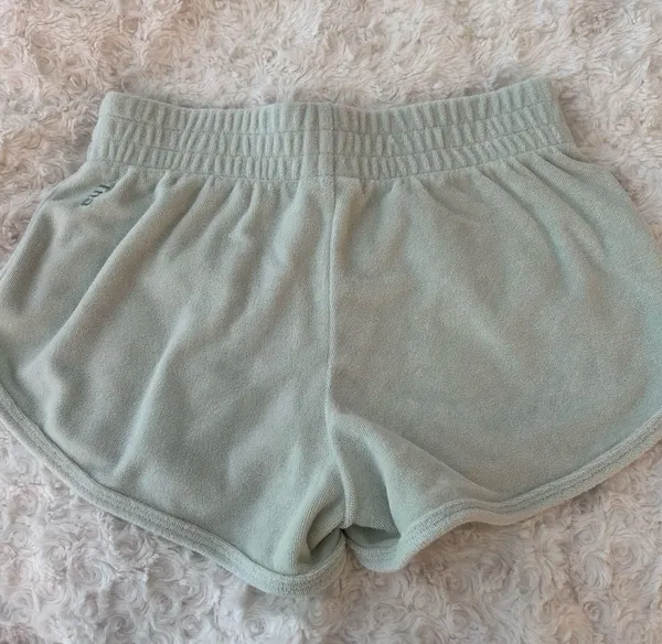Green Aritzia Shorts TNA  - Image 2