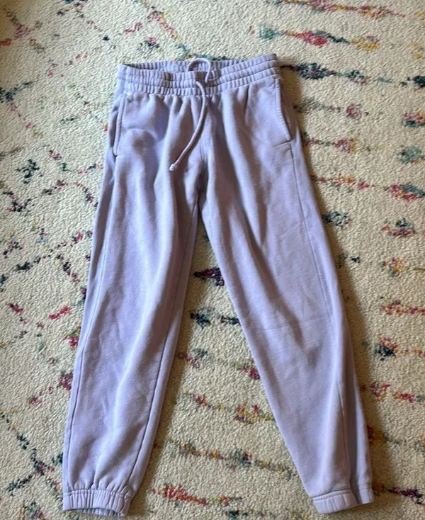 TNA Aritzia COZYAF Fleece Joggers in Purple - Image 4