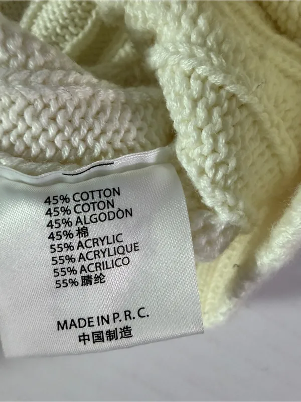 Brandy Melville Cream Cable V-Neck Sweater size estimated - Image 4