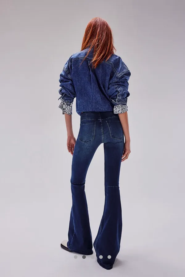 Flare Jeans - Image 2