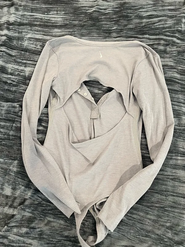 Nike Women's Gray Long Sleeve Bodysuit Size L - Image 2