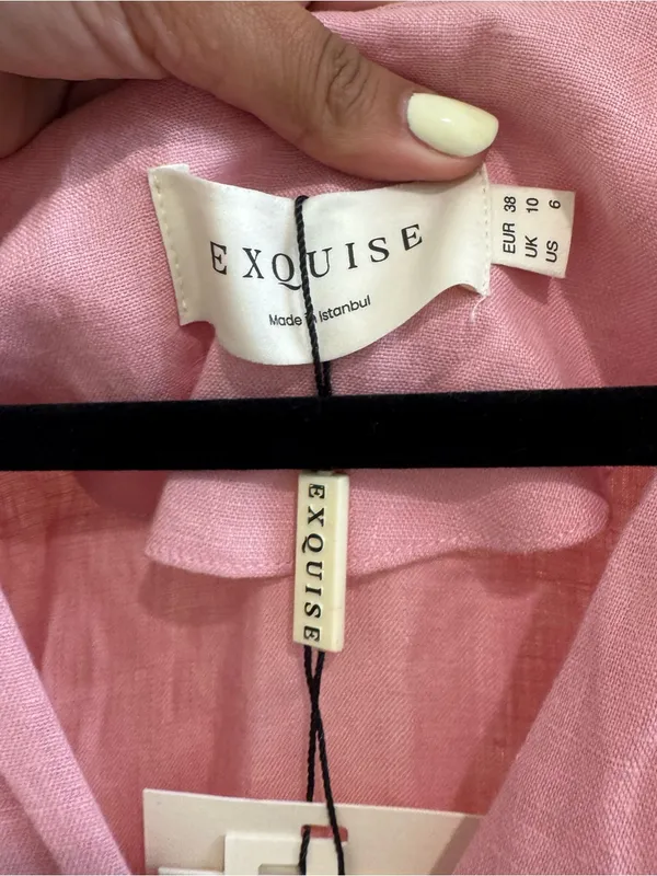 Exquise V-Neck Short Sleeve Mini Dress with Single Button - Image 7
