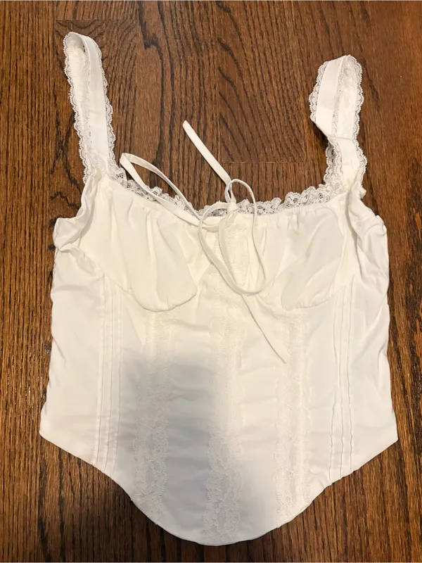 White Lace - Image 2