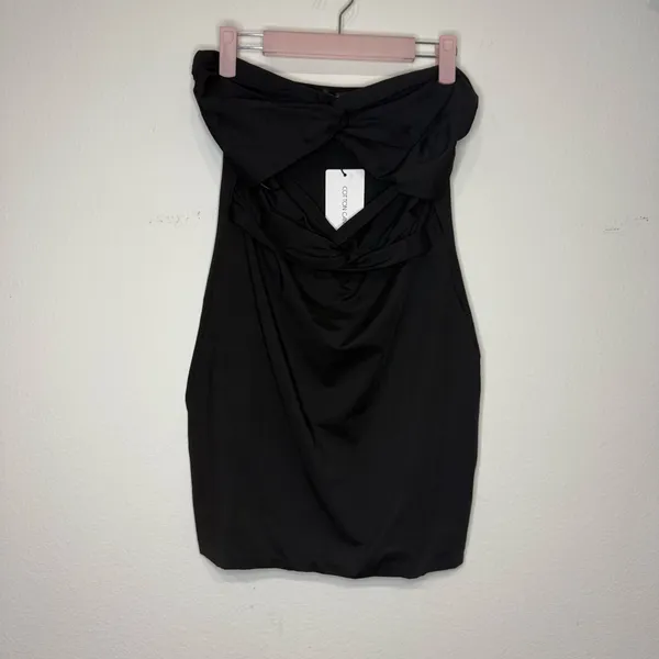 Sleeveless Black Cut-Out Bodycon Mini Dress - Image 4