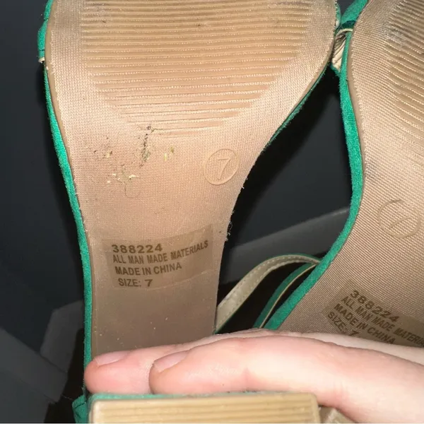 Suede Green Heels Size 7 - Image 6