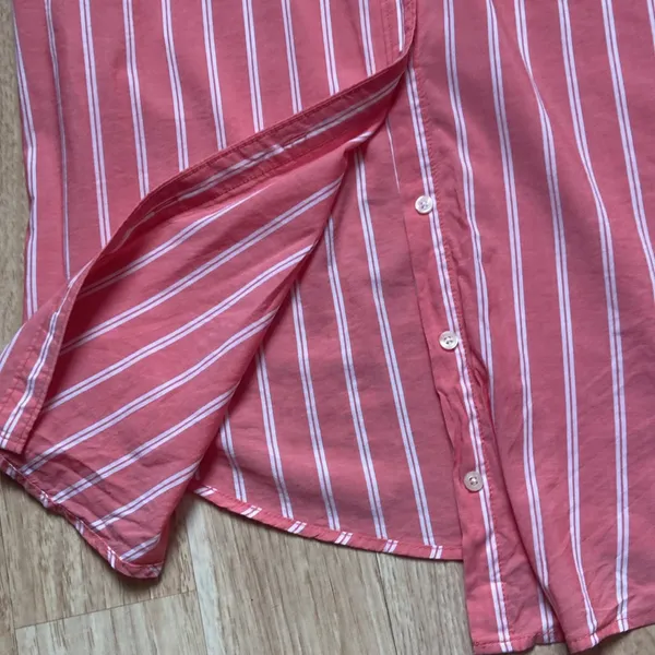 Abercrombie & Fitch Women’s Pink White Short Sleeve Button-Down Shirt Size XS - Image 3