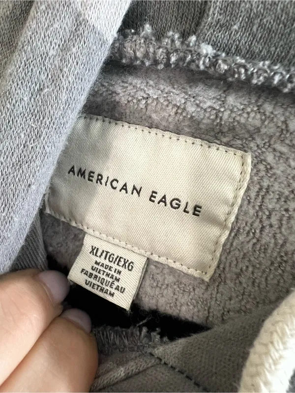 American Eagle Gray Camo Hooded Pullover Sweater - Image 3
